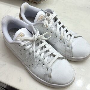 Adidas cloud foam - Women’s Size 9